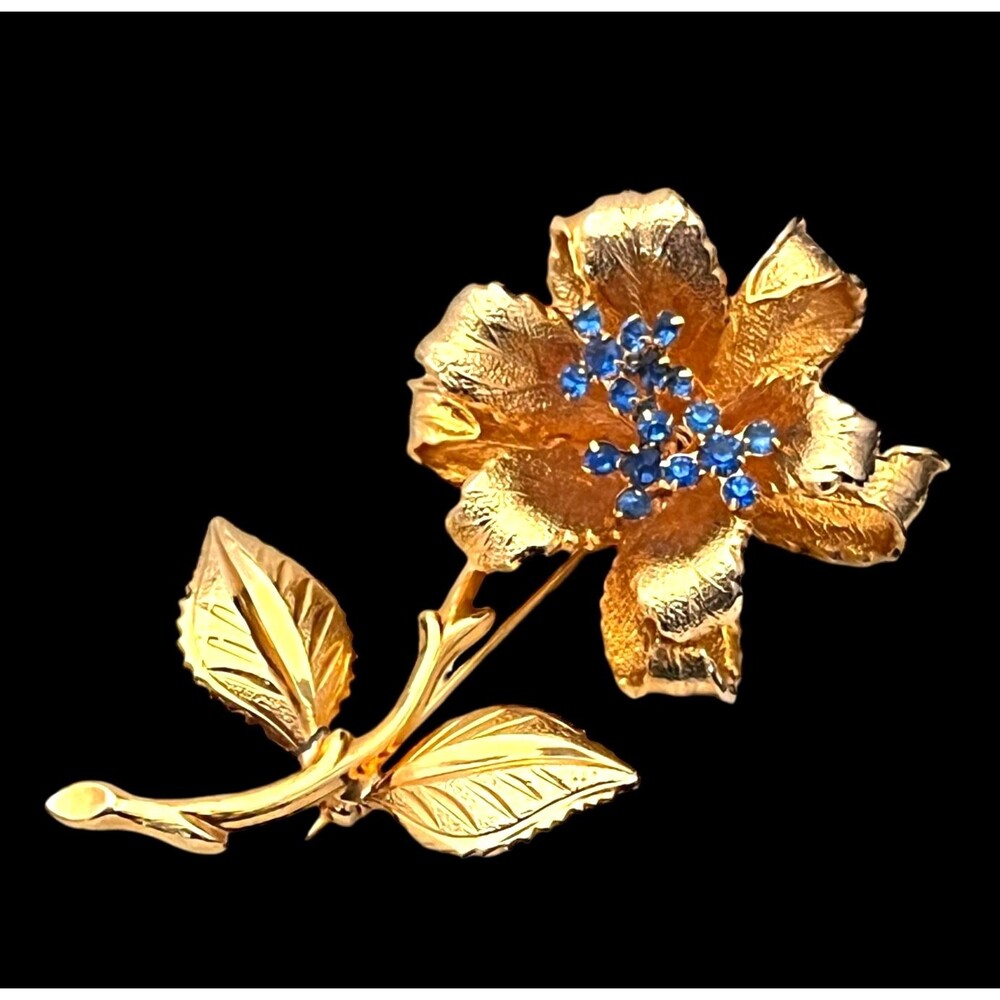 Vintage 1950s Trembler Flower Brooch Blue Rhinestone Gold Tone Mid Century - 4Z